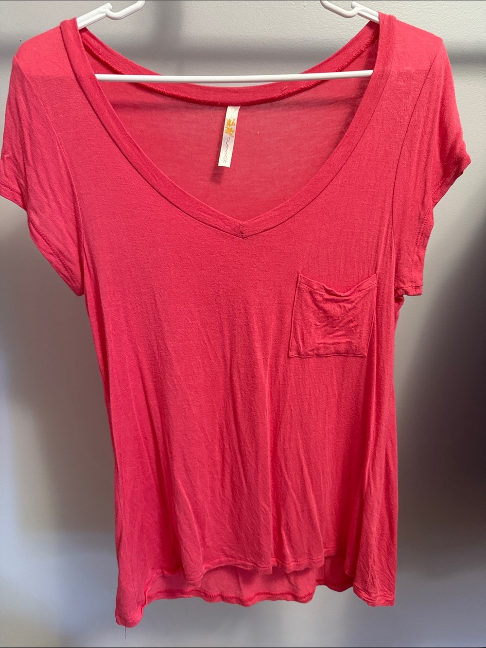 Women’s V-Neck Pocket Tee - Pink